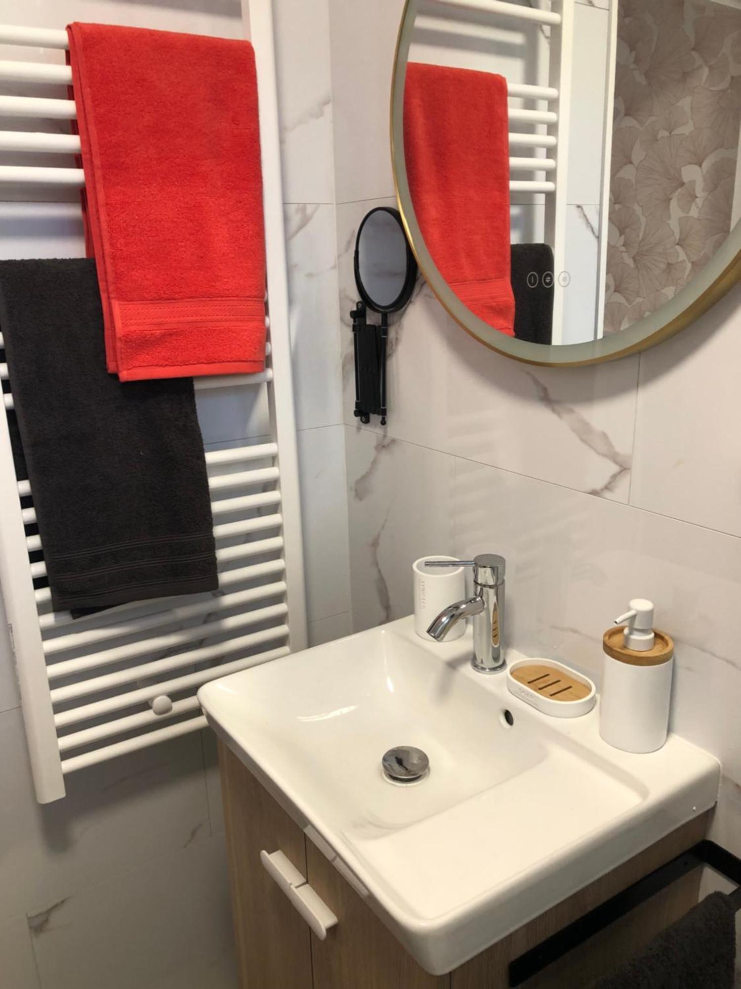 Appartement Chaleureux -Paris-Cdg-Rer B-Parc Des Expos De Villepinte-Disneyland-Asterix-Stade De France- Vaujours Dış mekan fotoğraf